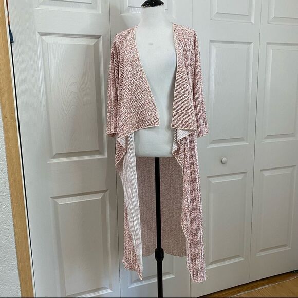LuLaroe Shirley Pink White Floral Crinkle Kimono Cardigan - Picture 1 of 10